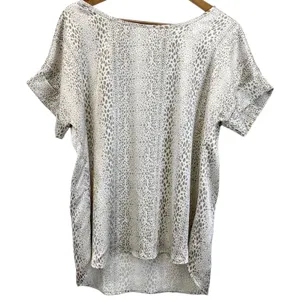 Entro Womens M Satiny Short Sleeve‎ Animal Print Top Shirt Taupe Cream Boho thumbnail 14