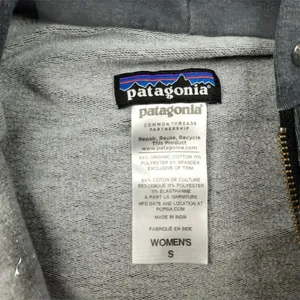 Patagonia Women’s Full Zip Hoodie Gray Fleece Sweatshirt Letterman P Logo Size S thumbnail 6