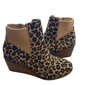 TOMS Leopard Print Wedge Booties Ankle Boots Brown Animal Print Size 6 NEW thumbnail 5