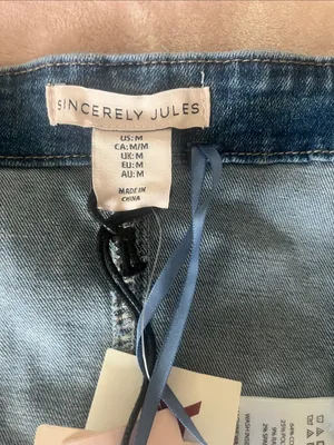 Sincerely Jules Denim Halter Crop Top - Blue thumbnail 3