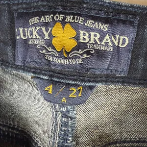Lucky Brand Women’s Deep Indigo Straight Jeans thumbnail 2