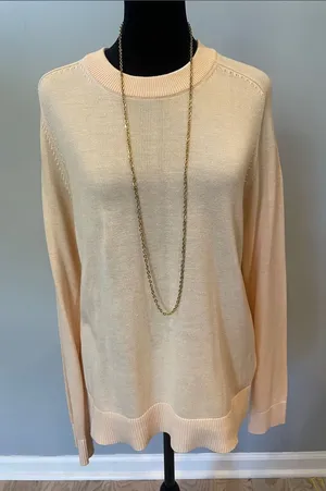 Light Peach Crewneck Sweater size  large brand new thumbnail 1