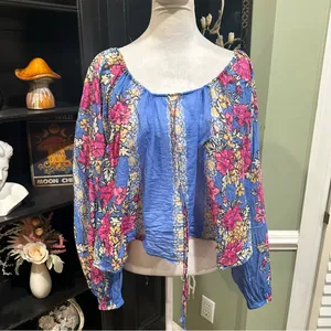 Free People Elena Printed Peasant Top – Size Medium thumbnail 2