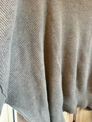 Free people grey sweater  thumbnail 4