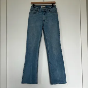 Abercrombie & Fitch Low Rise Baggy Jean Medium With Raw Hem thumbnail 5