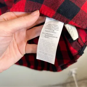 ✨‎ Madewell Women’s Red Black Buffalo Plaid Collared Long Sleeve Shirt Medium thumbnail 7