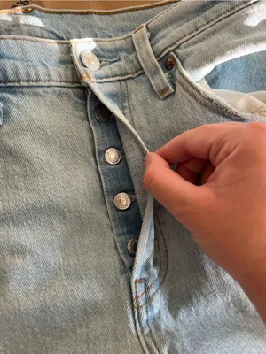 Levi's Light Blue 501 S straight-leg jeans thumbnail 4