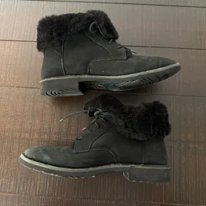 UGG Quincy Boots Black Suede Sheepskin Lined Combat Winter Ankle Women Sz 9.5 thumbnail 9