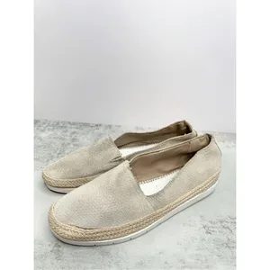 Donald Pliner Size 6.5 Tan Suede Espadrille Flats Casual Slip On‎ Shoes thumbnail 3