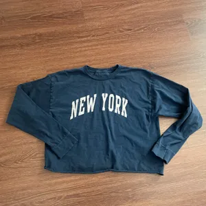 Brandy Melville Navy Graphic Cropped Long Sleeve Boxy Top thumbnail 2
