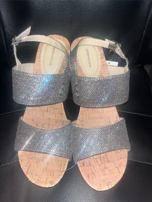 Attention NWT Desirae Sparkle Wedges thumbnail 2