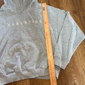Fabletics Embroidered‎ Hoodie Gray Sweatshirt Womens Medium Athletic Activewear thumbnail 5