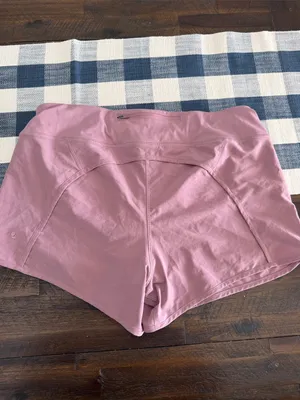 CRZ YOGA Dusty Pink Athletic Shorts thumbnail 3
