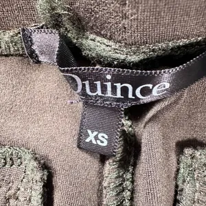 Quince Ponte Straight Leg Pant Women's X-Small Petite Olive Green Pull On thumbnail 4
