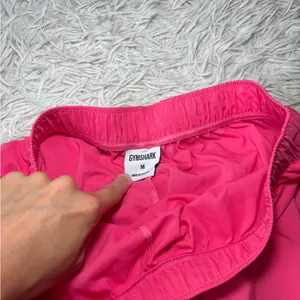 Gymshark loose training shorts M Women's Pink Shorts thumbnail 3
