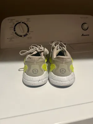 Lululemon beyond feel sneakers thumbnail 2