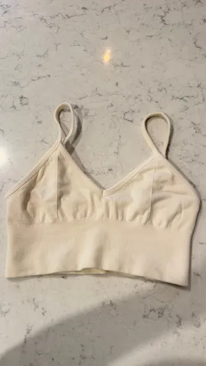 Alo Yoga Delight Bralette Bra ivory thumbnail 2