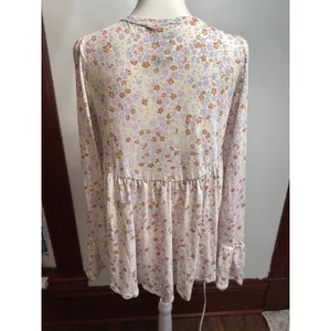 Wrangler Womens Floral Babydoll Top V-Neck Ruffle Cuff High Low Cream Small thumbnail 3