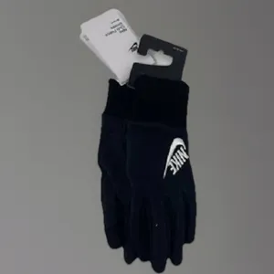 Nike Women’s Size Small Club Fleece Gloves. Black/White. New with tags. thumbnail 5
