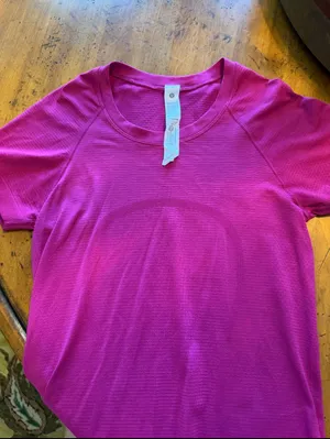 Lululemon Swiftly Tech 2.0 Short Sleeve thumbnail 2
