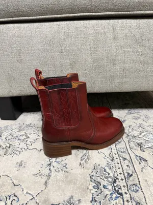 Frye Campus Chelsea Boots thumbnail 4