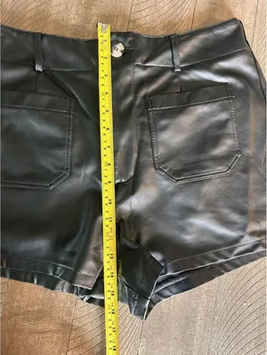 Anthropologie Maeve The Colette Black High Rise Faux Leather Shorts Women’s 32 thumbnail 10