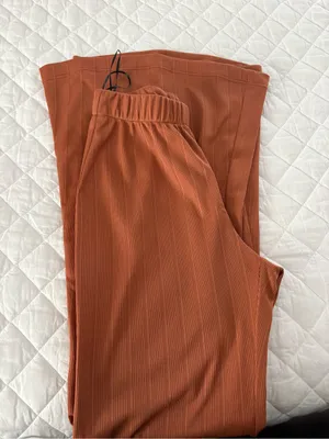Knitt Pants in Burnt Orange Size M thumbnail 3