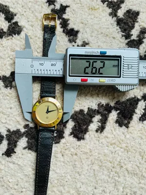 Ladies authentic GUCCI dress watch 🌹 thumbnail 9