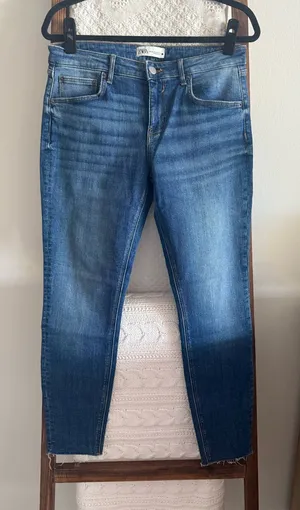 NWOT Zara Dark Wash Raw Hem Straight Leg Jeans thumbnail 1