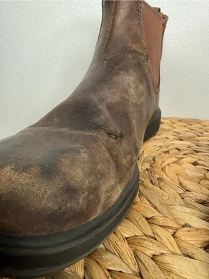 AS IS Blundstone Boot 584 Chelsea Boots Rustic Brown Leather PLAY No Insoles thumbnail 5