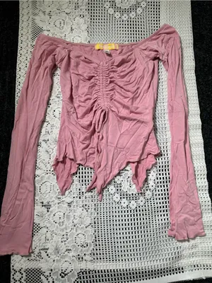 Urban Outfitters Y2K Off-Shoulder‎ Ruched Long Sleeve Top thumbnail 1