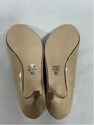 Womans New In Box City Classified Kaylee Mary Jane Pumps Size 8.5 Beige thumbnail 6