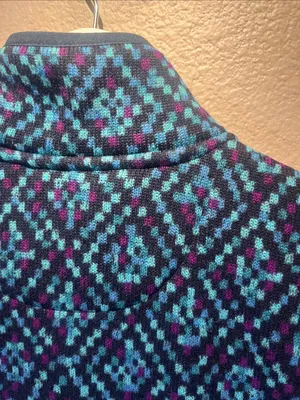 LL Bean Women’s Sweater Fleece Vest Geometric Print Size Large thumbnail 7