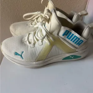 Puma Cream and Blue Running Shoes thumbnail 2