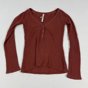 The Group Babaton‎ Shirt Womens XS Red Henley Long Sleeve Waffle Knit Top thumbnail 1