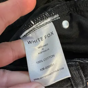 White Fox Bring The Style Low Rise Wide Leg Jeans Black Acid Wash Medium New thumbnail 9