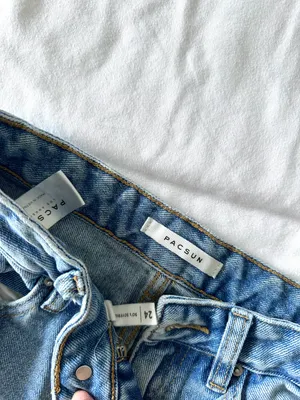 PacSun boyfriend jeans thumbnail 2