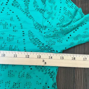 Noli Yoga Laser Cut Perforated Long Sleeve Top Turquoise Green Medium USA Made thumbnail 3