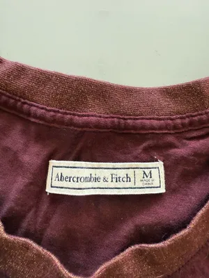 Y2K ABERCROMBIE & FITCH Womens Medium Short Sleeve T-Shirt Eiffel Tower Burgundy thumbnail 3
