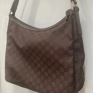 Gucci Canvas Brown Nylon Logo Print Leather Hobo Shoulder Tote Bag Purse thumbnail 4