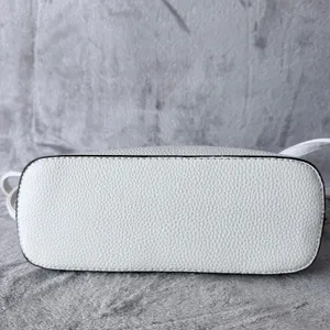 Crossbody Bag Women Medium White Tassel Zip Minimalist Pebble Grain Girly Casual thumbnail 4