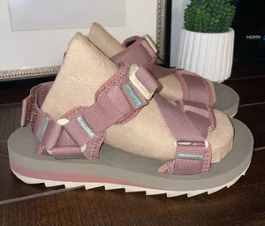 Merrell Alpine Strap Pink Strappy Sandals Size 8 in Burlwood thumbnail 1