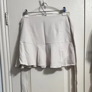 Zara Front Bow Tie Micro Mini Ruffle Skirt Skort Coquette Preppy Minimalist thumbnail 4