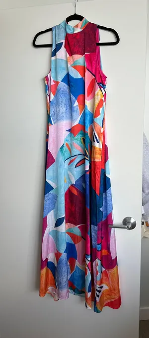 Stunning Gown thumbnail 5