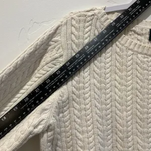 Lauren Ralph Lauren Sweater Cable Knit Quiet Luxury Preppy Cream measures size L thumbnail 6