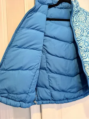 L.L. Bean Size M Blue Floral Reversible Zip Up Puffer Vest Goose Down thumbnail 2
