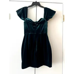 House of CB Jolanda Emerald Green Off Shoulder Mini Dress Size M thumbnail 7