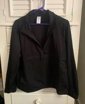 Member’s Mark Black Travel Pullover thumbnail 1