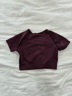 SHEIN Plum Short Sleeve Cropped Active Top thumbnail 6