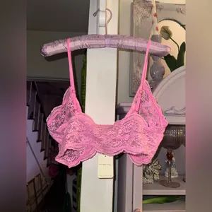 NWT Free People Lace Bralette- Lilac Pop thumbnail 3